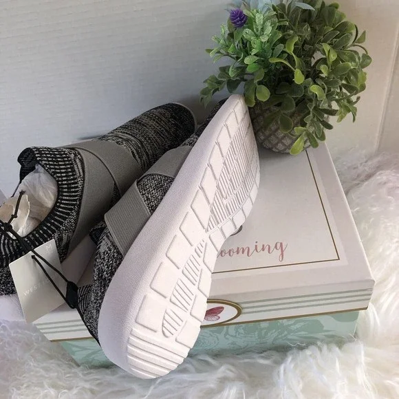 Women’s Slip On Sneakers Size L 9/10 West Loop Memory Foam - Picture 13 of 16